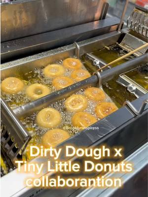 Cookies and donuts in one spot? 🤤 #fortwayneindiana #brooklyninspiress #Foodie #sweettreats #midwestfoodie #midwestblogger #fortwaynedessert #indiana #visitfortwayne #thingstodoinfortwayne #tinylittledonuts #dirtydough #fortwaynefoodreview 