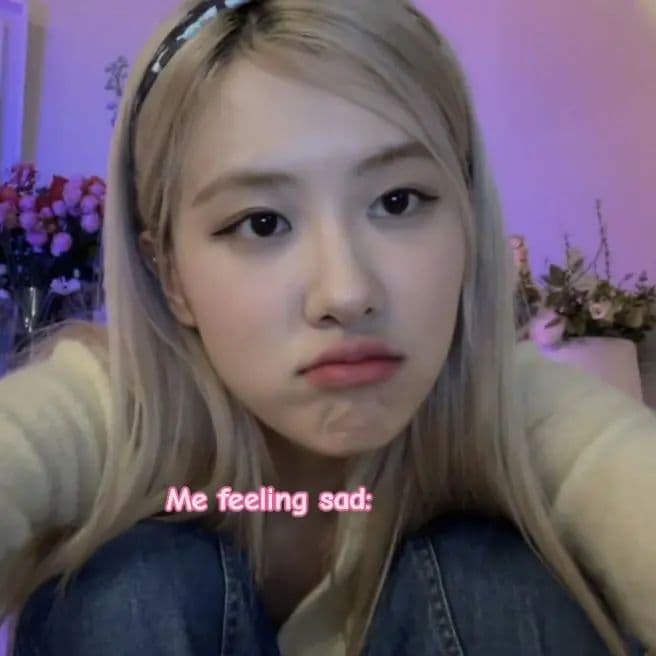 people who vape aren't cool like I'm not trying to be rude but it isn't cool it's gross #fyp #roseblackpink #roséanne #roseannepark #rosè #vapingkillsyou #dontletthisflop #foryou #fypviral #viral @🌄ｂｒｙ🌄 @💗 @❀ Ellie ❀ 