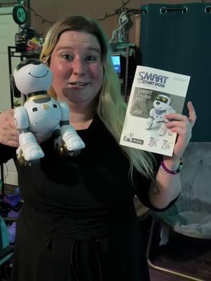 I am in love and obsessed with this robot dog that I got from the TikTok shop  #TikTokShop #tiktokmademebuyit #tiktokshopfinds #tiktokshopcreatorpicks #robot #robots #robotdog #toy #toys #kidstoys #kidstoy #toydog 