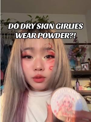 Because I don’t use powders it took me a long time to create a powder for you guys. It’s not something I would wear so I contemplated it for a long time. I’m learning makeup along the way! Do dry skin girlies use powders? If so how do you wear it? . . . #translucentpowder #powders #euphoricsun #skintypes 