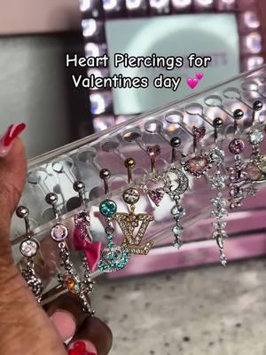 #bellypiercing #y2kaesthetic #TikTokShop #newpiercing #piercinggirls #bellyrings 