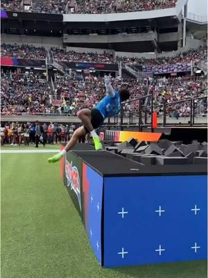 BB gets a pick in the #ProBowlGames = everyone in the foam pit!   #ProBowlGames | 📺ESPN