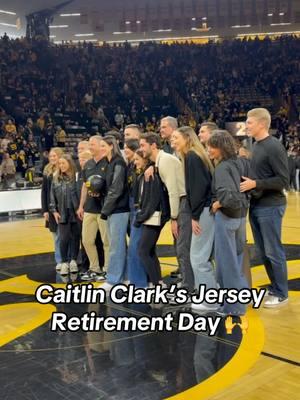 Court side views of the day 🤩 #CaitlinClark #Iowa #Hawkeyes #Basketball #collegebasketball #jersey #22 #WNBA  Sponsored by @ramtrucks #RAMTrucks 