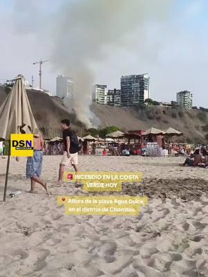 Lima: Incendio en la Costa Verde hoy, a la altura de la playa Agua Dulce. #noticiastiktok #tiktoknoticias #chorrillos #playaperu #bomberosperu #dsnnoticias #ultimomomento 