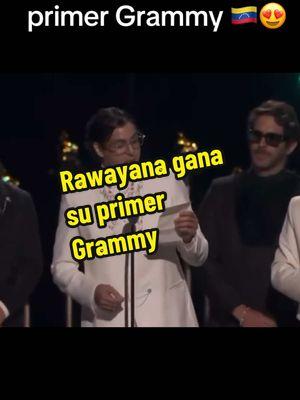 La agrupación venezolana Rawayana ganó su primer Grammy en la categoría “Mejor Álbum Latino de Rock o Alternativo” con “Quién trae las cornetas” 🤩👏👏 @RAWA  #premiosgrammy #grammys2025 #mejoralbumlatino #quientraelascornetas #rawayana #agrupacionvenezolana #artistasvenezolanos #farandulatrending #hazmeviral #farandulavenezolana #parati 