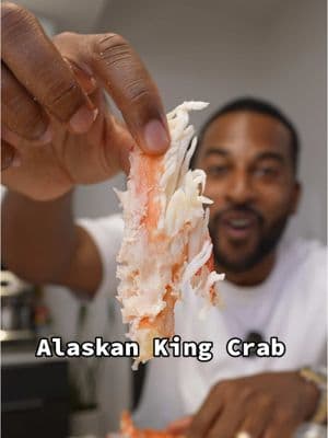 Best PR Gift Box Ever 😭 Alaskan King Crabs from the one and only Tracy’s Crab Shack  #alaska #kingcrab #crablegs #foodreview  #juneau