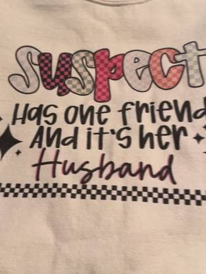 #Ralphieandjeanie #hippierunner #myhusbandismybestfriend #foryourpage #fyp #viraltiktok #foryoupage #tiktok #sweatshirt #suspect #suspecthasonefriend #help 