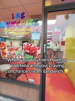 Thank you @ELYUCATECOBAKERY for the delicious conchas  #jnr #trend #couplegoals #fypシ #trending #viral #losmunchiesrp #couple #fyp #conchas #couplestiktoks #icecream #paleteria #antojitos 