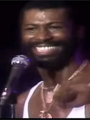 #SoulSunday🤎 Artist: Teddy Pendergrass  Song: Whne Somebody Loves You Back #teddypendergrass #teddypendergrasslive #whensomebodylovesyouback #soulsunday #music #musicyouneed #ripteddypendergrass