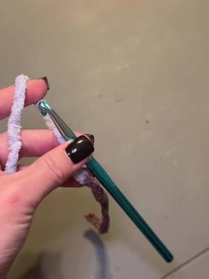 I’m not a tutorial gal nor much of a teacher but I hope this helps someone ❤️ #crochet #turorial #chains #crochetersoftiktok #keeplearning #helpfultips #tricks 