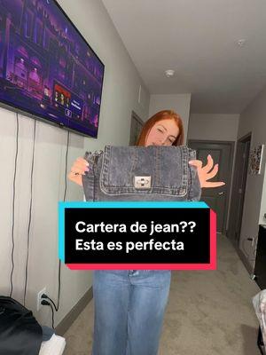 Cartera de Jean??? Perfecta para cualquier ocasión la amarás 😍😍😍Denim bag? Yes PLZ #falldealsforyou #fallfashion #autumnfashion #ttsstarcreator #tiktokshopblackfriday #largebag #largepurse #denimpurse...