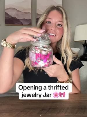 Pink jar 🩷 #jewelry #jewelryjar #thriftedjewelry #thrift #jewelrytiktok #thrifted #openwithme #openingday 