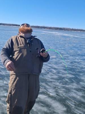 Best icefishing ever!! #bestfishing #catfish #bluecat #icefishing #icefishing2025 #jasonsfishguides #jasonhyman #captainredbeard #viral #100gar #hugecatfish #recordcatfish #piscifun 