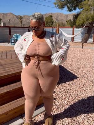 Chilling in the Springs ✨ #vondunkthat #plussizefashionblogger #cardigan #cardiganoutfit #sweaterstyle #bellsleeves #simpleoutfit #simpleootd #vacationstyle #cherryfashion #cherry#ootdinspiration #SuperBrandDay #momstyle #styletipsforwomen #creatorinsights #creatorsearchinsights #blackgirltiktok #ForYourPage #fypシ 