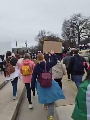 #wethepeople #dcprotest  #nohumanisillegal #standingwithyou #immigrantsmakeamericagreat #landofthefree #vivamexico #enddeportations #washingtondc 