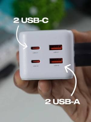 ¡Carga rápida y segura para todos tus dispositivos! 🔋⚡️ 🔸 USB C Power Delivery: Hasta 65 W para cargar laptops, tablets, celulares o Nintendo Switch. 🔸 Quick Charge (QC): Carga hasta 75% más rápido en dispositivos compatibles. 🚀 🔸 Tecnología GaN: Menor calentamiento y mayor eficiencia energética. 🔸 Multicontactos: Conecta varios equipos en espacios reducidos. 🔸 Cable largo de 1.5 m: Mayor flexibilidad para conectar a distancia. 🔸 Clavija a 90°: Optimiza espacio y deja libres los enchufes inferiores. ¡Olvídate de la espera y mantén todos tus dispositivos con energía! 🌟🔌 #CargadorRápido #PowerDelivery #TecnologíaGaN #QuickCharge #CargaEficiente #CargaSegura #USBTypeC #EnergíaSinLímites #GadgetsTecnológicos Cargador rápido 65 W, tecnología GaN, QC y cable largo de 1.5 m. @edward_aio 