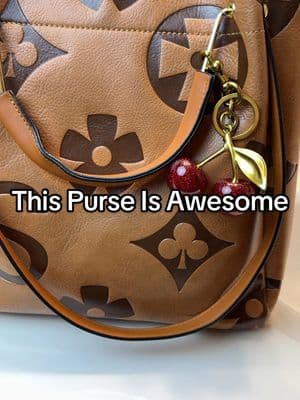 This purse is beautiful!!!!  #purses #viralpurse #pursetok #tiktokmademebuyit #spotlightfinds #tiktokshoploveatfirstfind #creatorsearchinsights #lovelanguage #tiktokshopcreatorpicks 