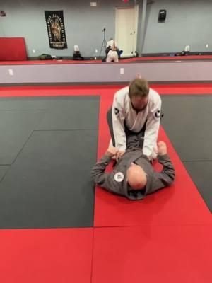 Jiu jitsu training  #jiujitsu #lassoguard #sweeps 