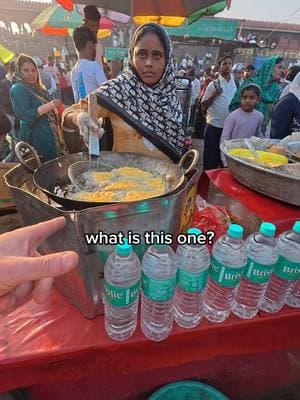 $0.12 bread in India 🇮🇳  #hughabroad #streetfood #travel