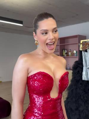 Lela’s reaction of our Red dress @lela.seferi  #reactionvideo #lelaseferi #lelo #fyp #oxa 