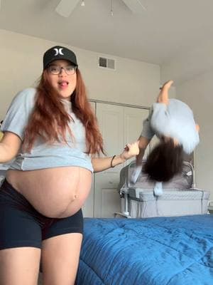 Los pasos prohibidos con mi hijo 😍#dance #pregnancy #myson #39weekspregnant #viralvideo #paratiiiiiiiiiiiiiiiiiiiiiiiiiiiiiii #muchoambiente 