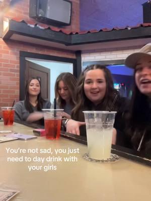 My serotonin  #girls #fyp #daydrink #bar #fypシ #girlsday #billieeilish #viralvideo #creatorsearchinsights #grammys #fypシ゚viral #trump #selenagomez #girlythings 