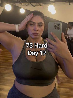 I’m a few days behind w the posting but just know I’ve been showing up still!!! #75hard #75hardchallenge #dailyvlog #workoutroutine #workoutmotivation #fyp #dailywalk #blackswanyoga #whatieatinaday #houstontx #dayinthelife 