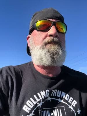 Blue skies in Kentucky today! #justaknuckledragger #biker #harleydavidson #veteran #kentucky #rollingthunder 