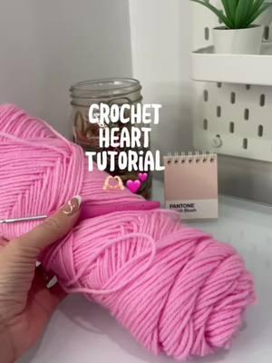 found this old crochet heart tutorial I made so giving it a repost in time for valentines day 💗 #crochetheart #crochettutorial #valentinesdaygift #ValentinesDay #DIY #crochetpattern #crochetinspiration 