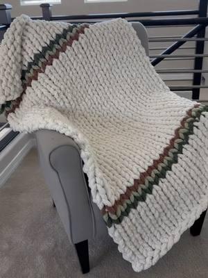 Woodland Whimsy hand knit chunky blanket #chunkyblanket #handknitting #fingerknitting #fyp #chunkyblankettutorial #grandmahobbies #handknittingtutorial #sidehustle