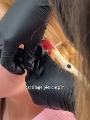 pierce a cartilage with me! 😍✨ which piercing is your favorite? #piercings #piercingartist #earpiercing #ohioearpiercing #professionalpiercer #cutepiercings #needlepiercings #Ohiopiercer #cartilagepiercing 