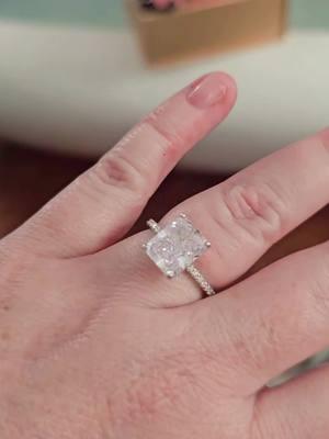 promise engagement wedding ring #ad #sponsored #jewelry #4carats #rings 