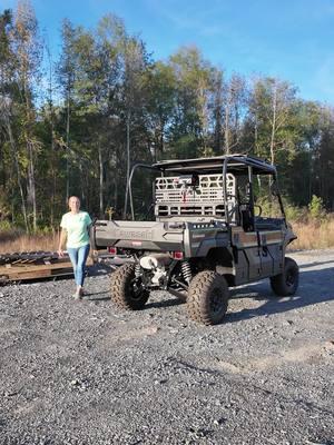 Unleash your Kawasaki MULE’s potential with the Thumper Fab Winch Headache Rack! 🛻💥 Built tough for any adventure. Where will you take it?👇 #OffRoadLife #KawasakiMule #ThumperFab