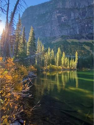 Nature is an art of God! #visitmontana #findyourbackcountry #landscape_lovers #global_creatives #mountainsarecalling #glaciernationalpark #glaciermt #dirtbaggypsies #americasbestidea #nationalparkgeek #nationalparkobsessed #fantasticearth #natures_hub #montanalife #montanagram #visual_heaven #awesome_earthpics #northwestisbest #glacier #exploreglacier #exploremore #wanderxwonder #americanview #goatworthy #hikingadventures #epic_landscape #lastbestplace