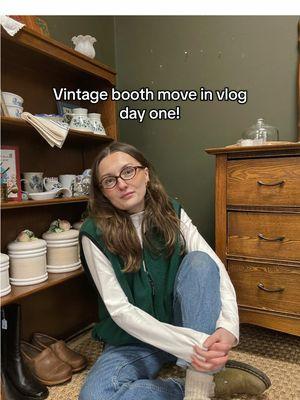 Replying to @Laurenb333 what a successful & exciting first day of moving into my first vintage booth! So thankful for my sister & all of her help w moving yesterday 🥹 #vintagebooth #vintageboothdisplay #vintageboothreseller #vintagereseller #vintage  