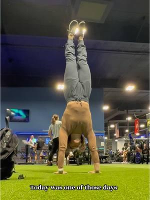 Best handstand to date #handstand #gymgirls #improvements 