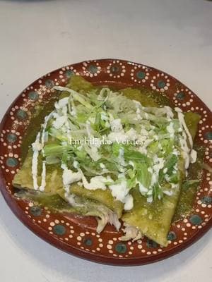 Enchiladas verdes #cooking #cocina #recetas #Recipe #cookwithme #enchiladas #enchiladasverdes #homemade #MadeWithLove #recipeideas #DinnerIdeas #dinner #foru #recipeidea #recetasfaciles #recetasfaciles #recetastiktok 