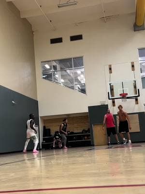 They can’t guard me or my team #basketball #basketballtiktok #basketballchallenge #basketball🏀 #basketballplayer #sacramento #folsom #calfornia #hooper #ballislife🏀 #godisgood #easywork 