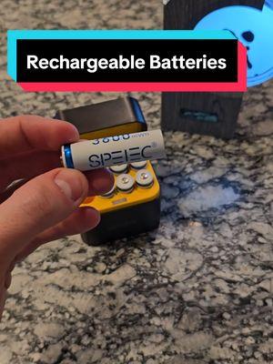 #gadgets #techtok #aabatteries #rechargeablebattery #rechargablebatteries 