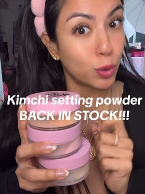 Replying to @Lisa🦋🌸muda🤫🤐🦸🏻‍♀️🗡️ kimchi restocked!!! 🏃🏽‍♀️🏃🏽‍♀️ suntan & translucent is back & on a Flashsale! You’re welcome 😘 #kimchi #kimchichicbeauty #kimchisettingpowder #settingpowder #undereyesettingpowder #tiktokshopping #tiktokmademebuyit #girlytok #kimchipuffpuffpass 