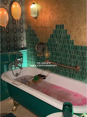 hands down the coolest bath i’ve ever taken🫧the lush spa at lexington avenue has a wicked themed book a bath experience🛁 instrumental music from the wicked soundtrack plays while you soak with a wicked bath bomb and get your very own emerald city soap bar to use and take home after #lush #lushcosmetics #lushbath #bookabath #lushspa #wickedbath #wickedbathbomb #wickedbathexperience #lushnyc #nycspa #uniqueexperiences #nycuniquethingstodo #nycsolodate #nycsoloday #nycsolodateidea @Wicked Movie @Wicked The Soundtrack @LUSH 