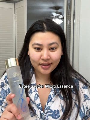 this Micro Essence #giftedbyesteelauder @Estée Lauder is AUHMAZING & luxe and works wonder for me #microessencelotion #treatmentlotion #luxeskincare #skincare #esteelauder #skincarethatworks 