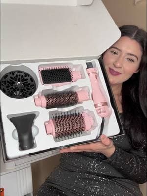 Un cepillo secador térmico multifuncional 💁🏻‍♀️💋 #HairStyling #BeautyTools #HairBrush #thermalBrush #SalonAtHome #HairGoals #BlowoutBrush #FrizzFree #ShinyHair #SmoothAndShiny #SilkyStraight #VoluminousHair #EffortlessWaves #BouncyCurls #BeachyWaves #BigHairDontCare #MultifunctionalStyler #OneToolManyStyles #FastAndFlawless #HeatStylingMadeEasy #HairPerfection