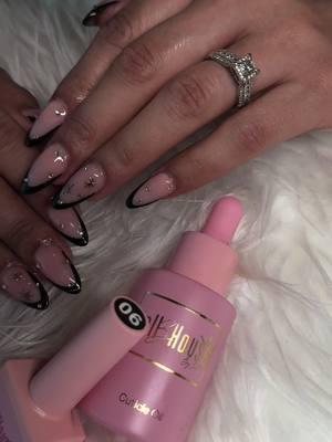 🖤🖤🖤 . . #ontarionails #ienails #ienailsalon #909nails #951nails #lanails #nailprogame #fontananailclass #fontananailacademy #nailclass #ienailclass #ienailpro   #nailsofinstagram # #longnails #nailinspo #designernails #nailreels #gelnailsdesign  #nailpro #nailmagazine #teamvalentino #pedicurefontana#dollzhousenails1 #fontananailsalon #fontanacalifornia #foryou #fontananails #fontanapedicure 