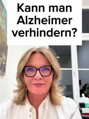 Kann man Alzheimer verhindern? Was wäre, wenn ich Ihnen sagen würde, dass die Alzheimer-Krankheit jetzt als Typ-3-Diabetes bezeichnet wird. Was bedeutet das? Und wie verändert das unsere Einstellung zur kognitiven Gesundheit? Neue Forschungsergebnisse zeigen, dass die Unfähigkeit des Gehirns, Glukose richtig zu verstoffwechseln, zur Entwicklung von Alzheimer beiträgt. Es geht um Faserstoffe, Insulinresistenz, Diabetes, Bluthochdruck, hohes Cholesterin, Fettleber und Übergewicht. Als Ärztin helfe ich Menschen mit Diabetes, Bluthochdruck, hohen Cholesterinwerten, Übergewicht und Insulinresistenz, ihre Gesundheit zurückzugewinnen – Schritt für Schritt zu einem besseren Leben ☀️ #hypercholesterinämie #Insulinresistenz#fettverbrennung  #matetee #faserstoffe #FaserstoffevorZucker #gewichtsverlust #hoherblutdruck  #hypertonus #cholesterin #diabetes #prediabetes