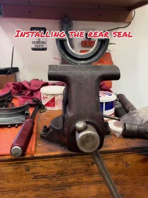 Installing the rear seal on a 68 #lincolnsa200 #sa200redface #lincolnblackface #greenlightmachine #bluedialsa200 #shorthood #lincolnsa200weldingmachines #lincolnelectricwelder #sa200welders #lincolnelectric 