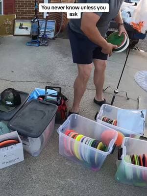 You never know unless you ask at Garage Sales #garagesalefinds #commonwealthpicker #yardsalefinds #ebay #ebayreseller #frisbeegolf