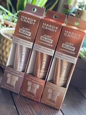 The Just Glow Luminizers from @Hard Candy give you an instantly fresh and healthy looking skin glow. They are infused with Vitamins C & E, Grapeseed Oil, Niacinamide and help boost radiance, protect and hydrate. They’re also vegan and cruelty free. They can be used alone,  mixed in with foundation/moisturizer/sunscreen etc. or use them as a highlighter. 3 beautiful, universal shades. I’m using the “Rosy Glow” shade mixed into my foundation. 🌟 #hardcandy #hardcandycosmetics #hardcandylife #beauty #makeup #mua #justglowluminizer #justglow #glow #skin #glowy #glowyskin #cleangirl #aesthetic #cleangirlaesthetic #makeuplook #new #newproduct #newproductalert #review #swatches #swatch #makeupswatches #makeupswatch #makeupreview #pretty #clean #shades #highlight #liquidhighlighter #pretty #soft #natural 