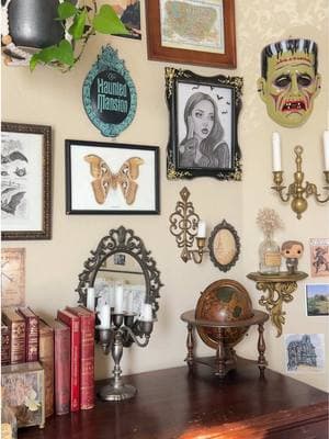 I love spring in my room ✨ #gothhomedecor #halloweenhome #roomaesthetic #dreamroom #gothhome #spring #roomdecor #roominspo #roomdecoration #TimBurton #aliceinwonderland #spookydecor #gothicdecor #gothicstyle #gothichome #gallerywall #victorianaesthetic #victorianhouse 