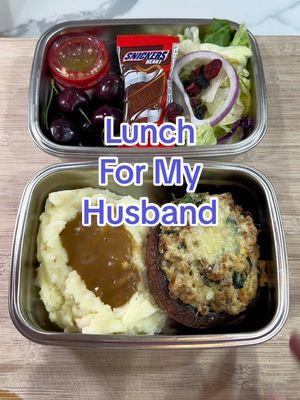 Husband’s Lunch 😃 #nationalstuffedmushroomday #stuffedmushrooms #mushrooms #portabellomushroom #lunchformyhusband #husbandlunch #worklunchideas #lunch #packalunchwithme #packalunchformyhusband #bento #bentobox #lunchesforhusband #worklunchideas #easycoldlunchesforwork #lunchesforwork #easyworklunches #lunchideasforguests #officelunch 